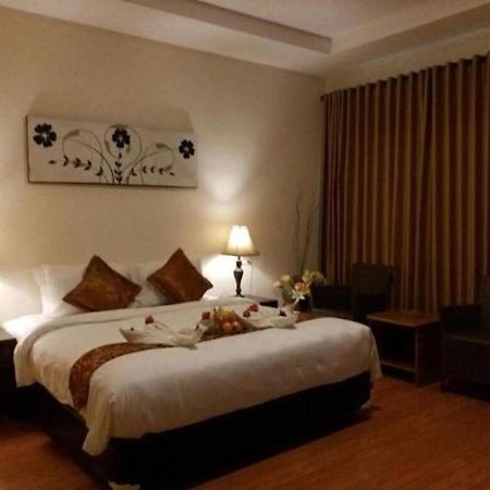 Marjoly Beach Resort Telukbakau Bagian luar foto