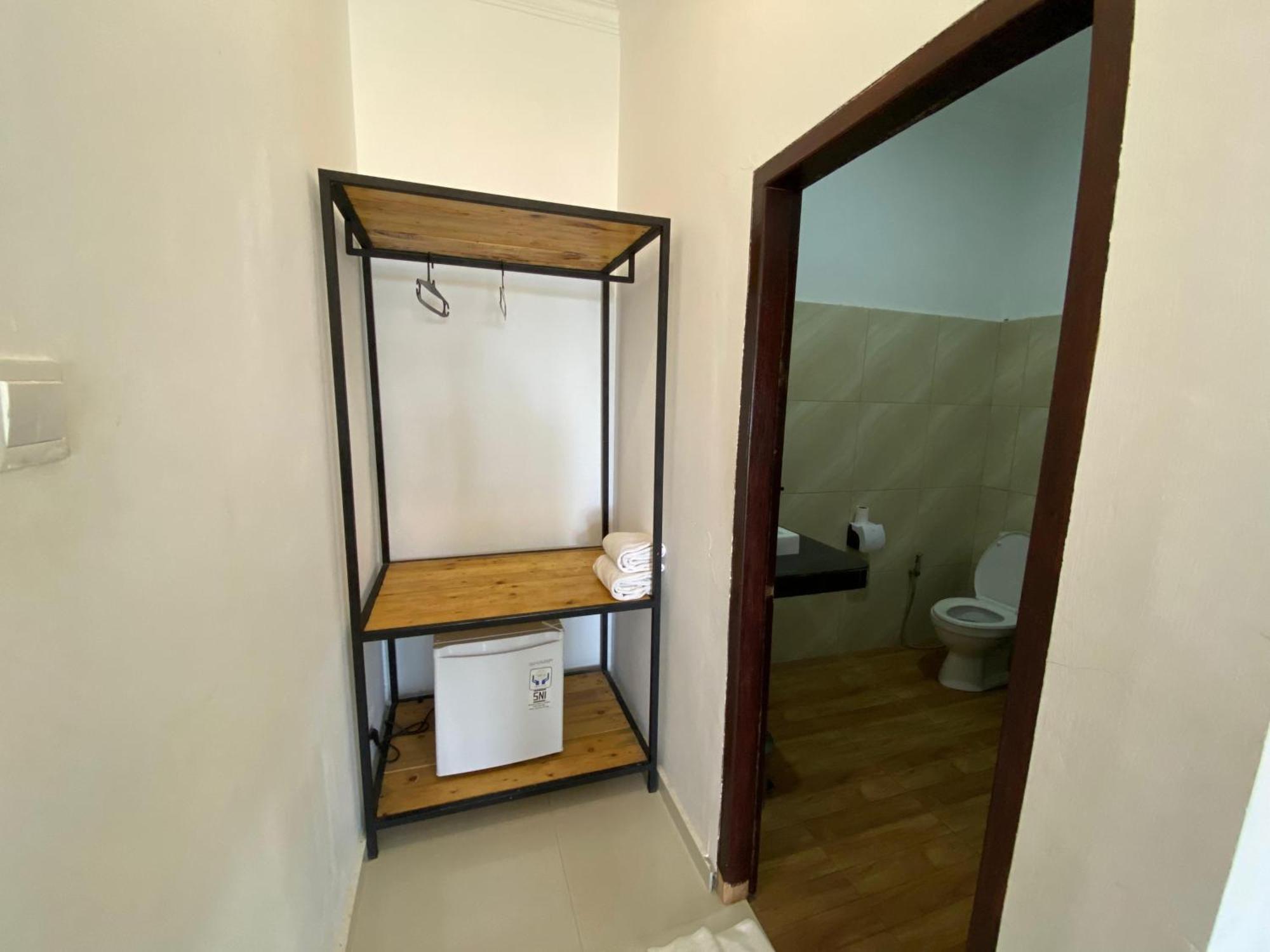 Marjoly Beach Resort Telukbakau Bagian luar foto