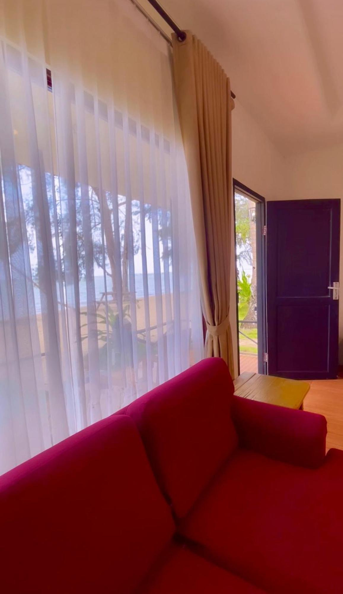 Marjoly Beach Resort Telukbakau Bagian luar foto